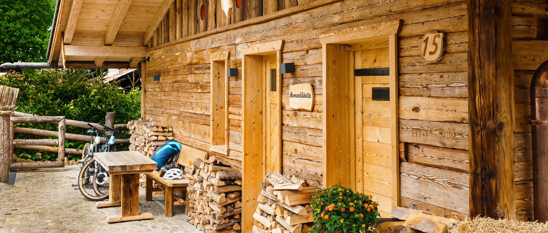 frisch-ferienhaus-zwiesel-luxus-chalet-nationalpark-ausblick-1600